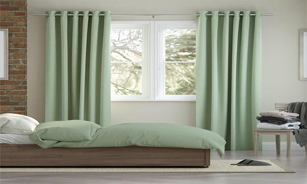 Silk curtains for a luxurious addition to any home décor